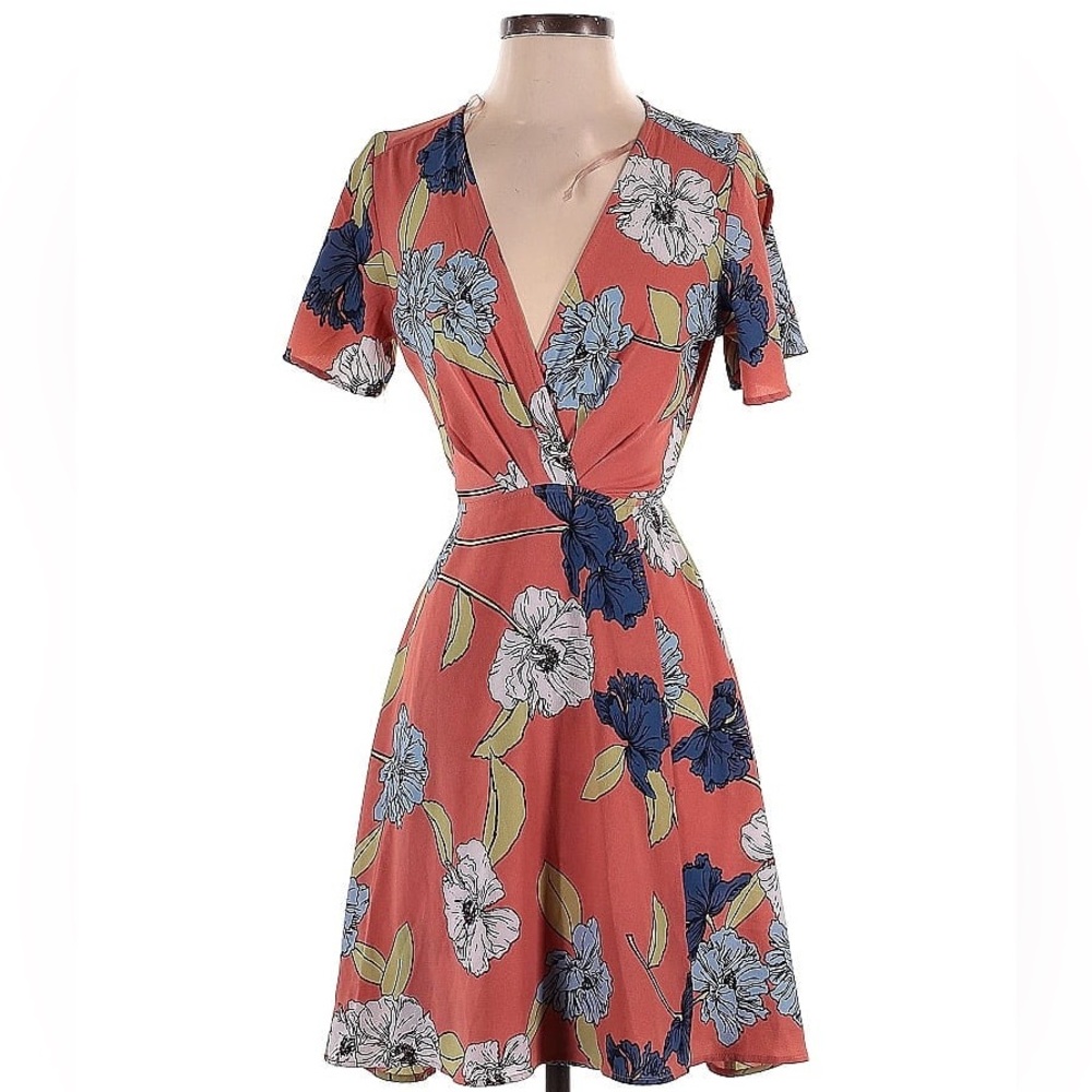 Size Small Papermoon Floral Dress